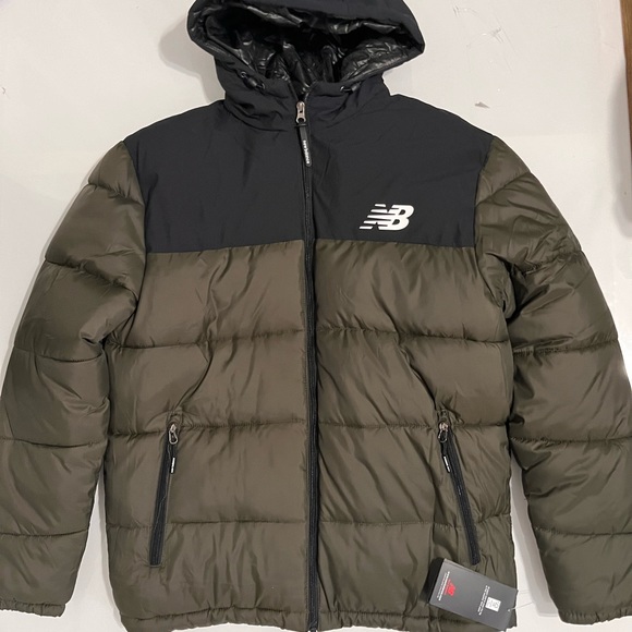 New Balance Mens Quilted Puffer Styling Down Tech Winter Jacket - Picture 2 of 12